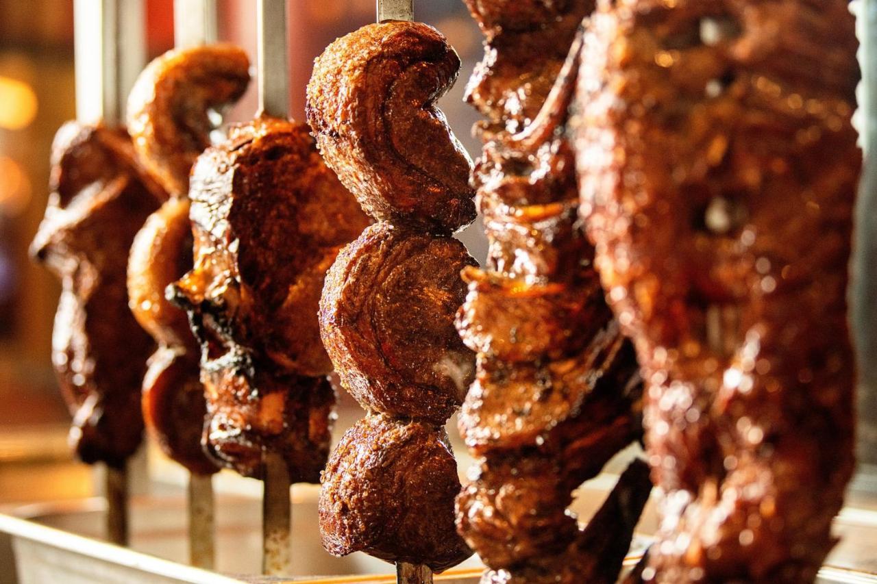 Crowne Plaza Doha - The Business Park By Ihg Exterior foto Brazilian churrasco